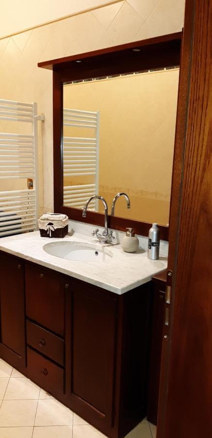 칼더라라디레노 La Torre Di Longara B&B 외부 사진