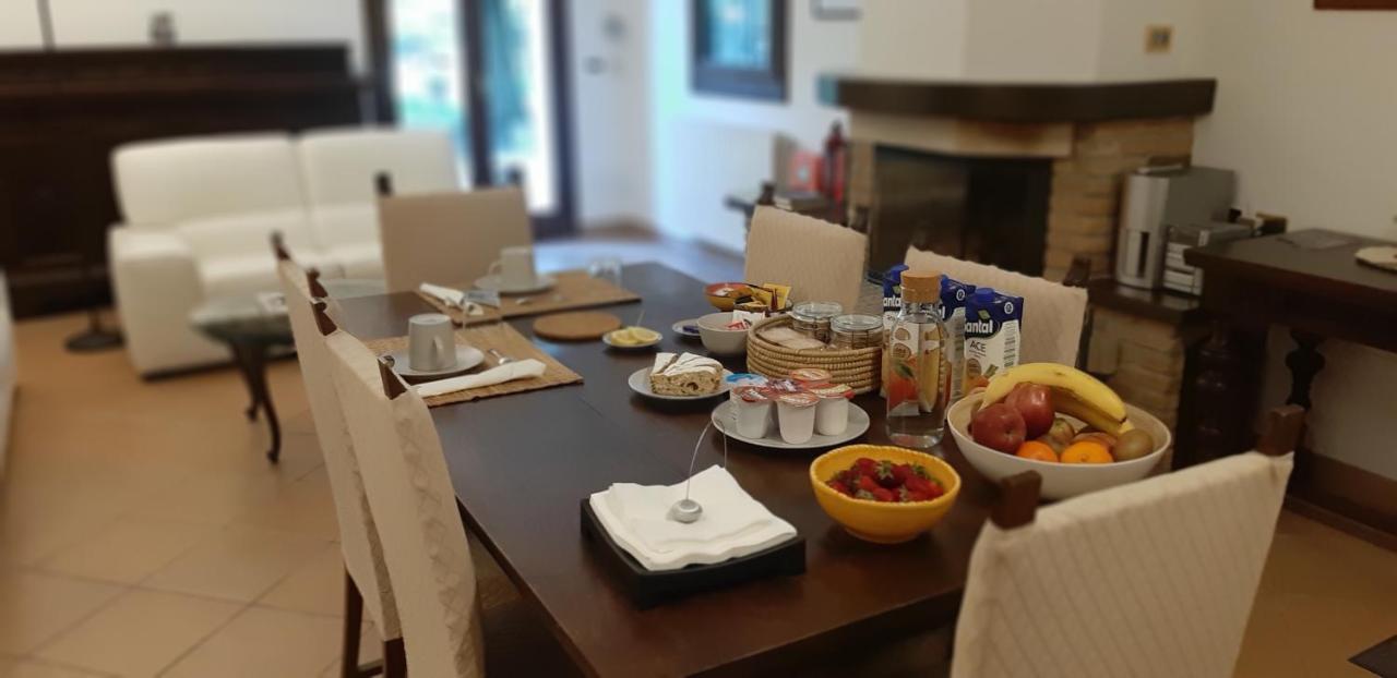 칼더라라디레노 La Torre Di Longara B&B 외부 사진