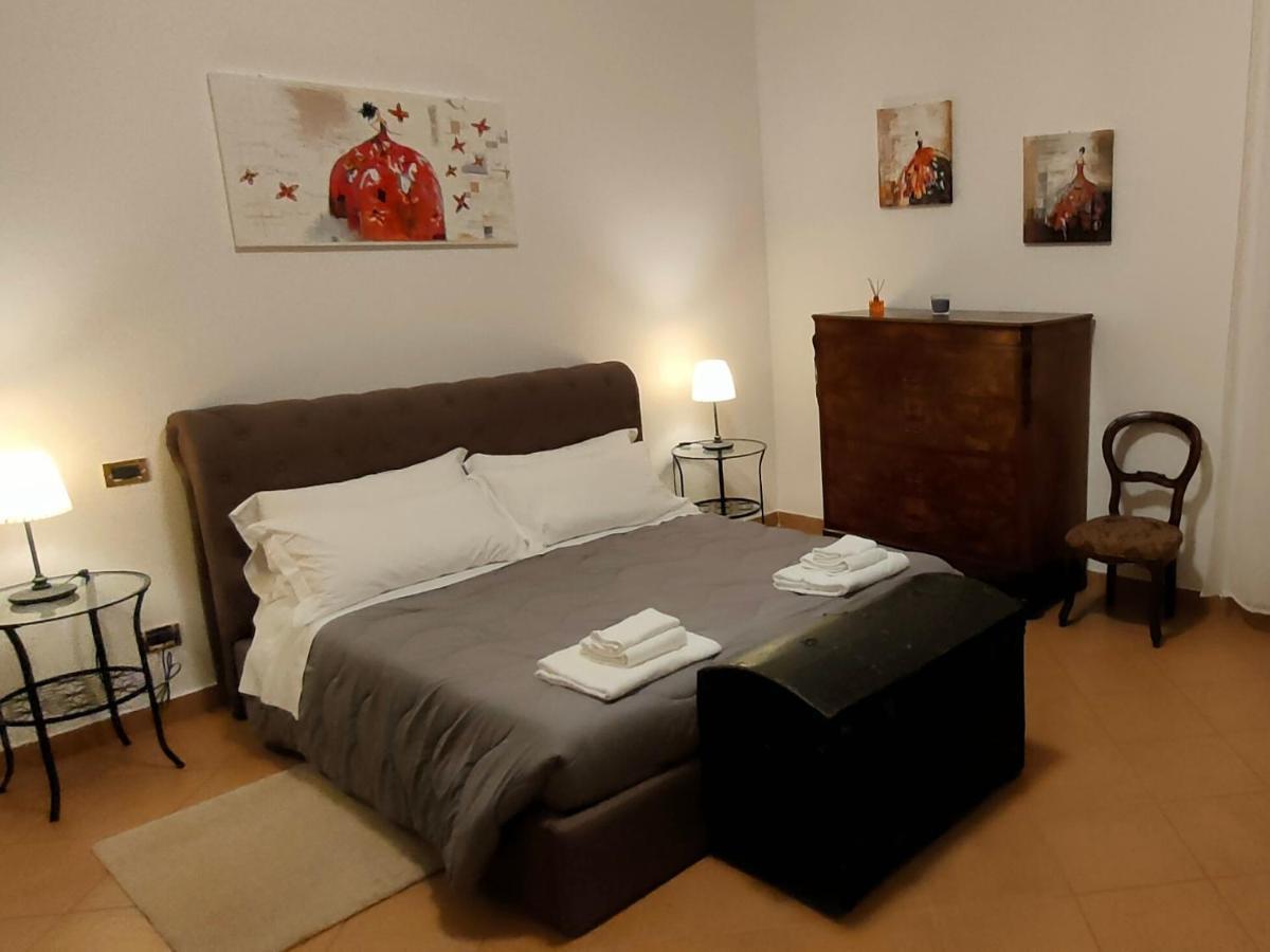 칼더라라디레노 La Torre Di Longara B&B 외부 사진