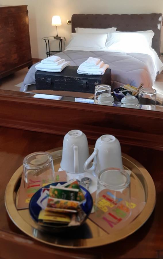칼더라라디레노 La Torre Di Longara B&B 외부 사진