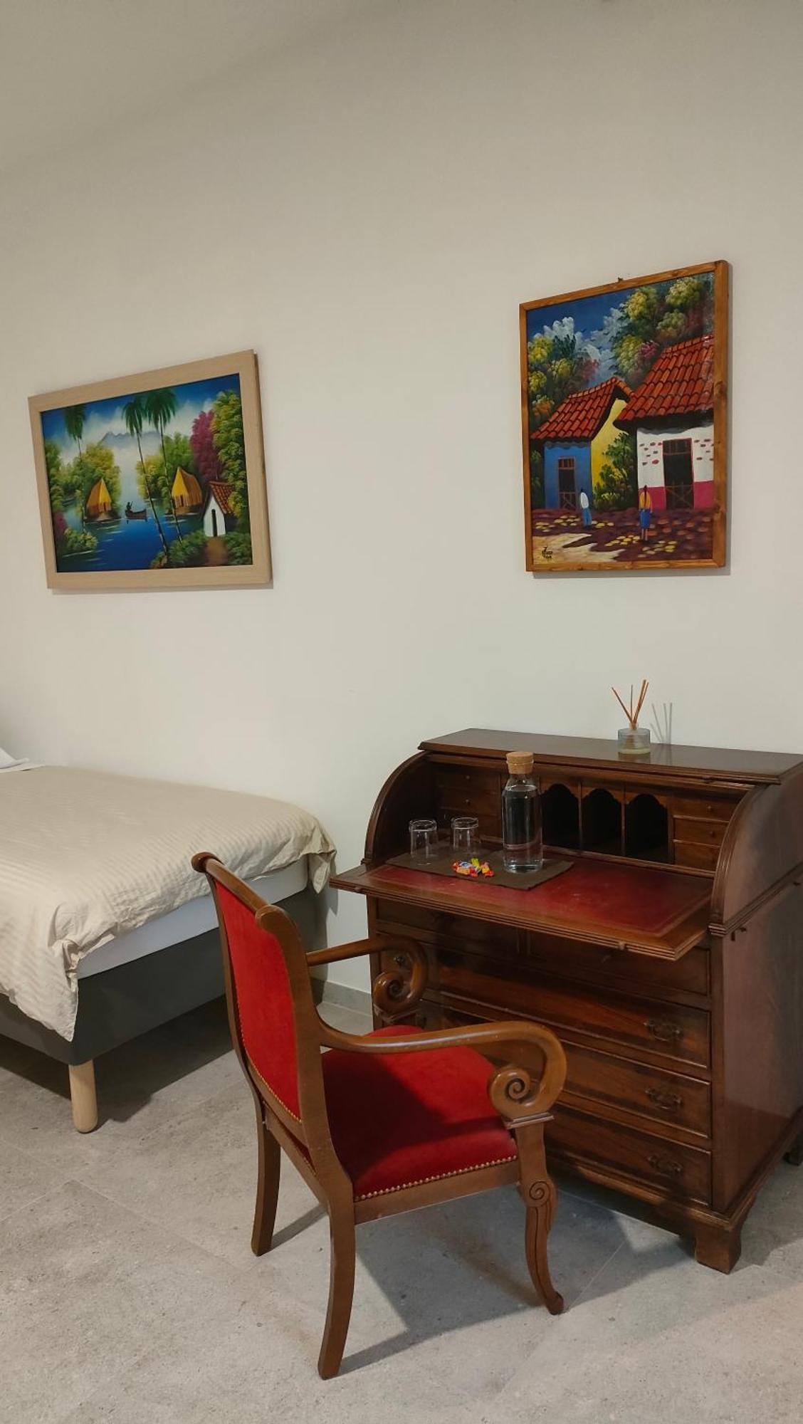 칼더라라디레노 La Torre Di Longara B&B 외부 사진