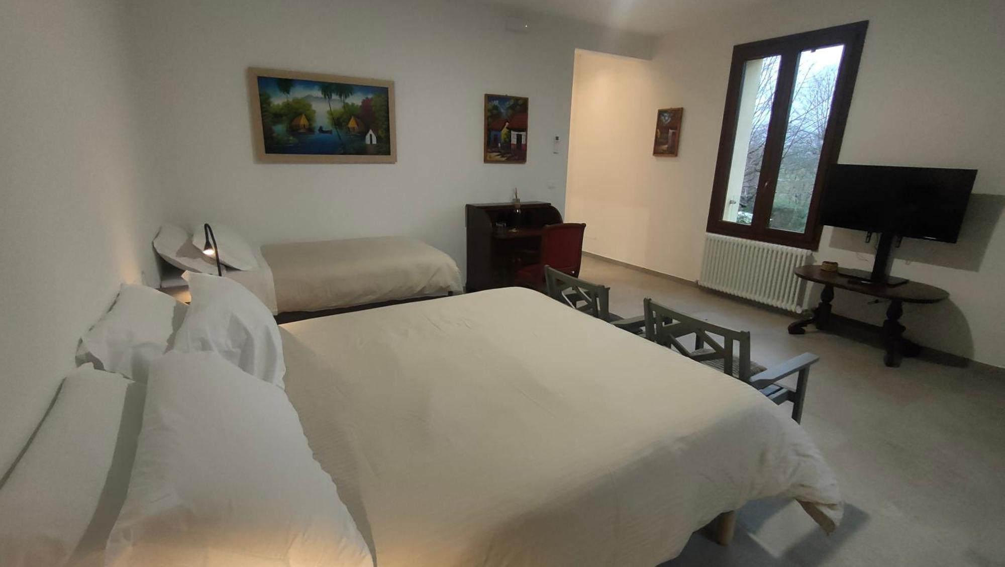 칼더라라디레노 La Torre Di Longara B&B 외부 사진