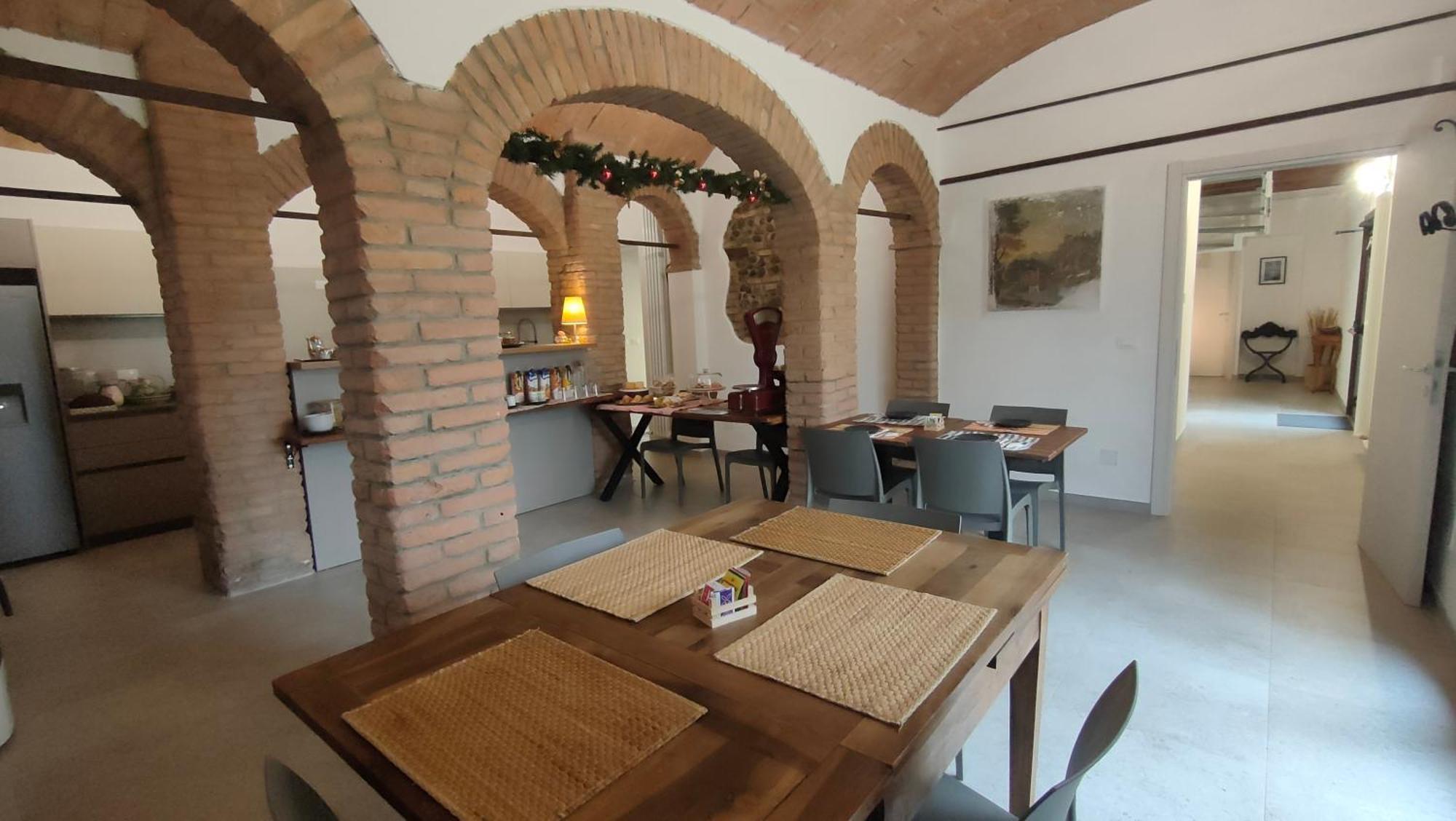 칼더라라디레노 La Torre Di Longara B&B 외부 사진